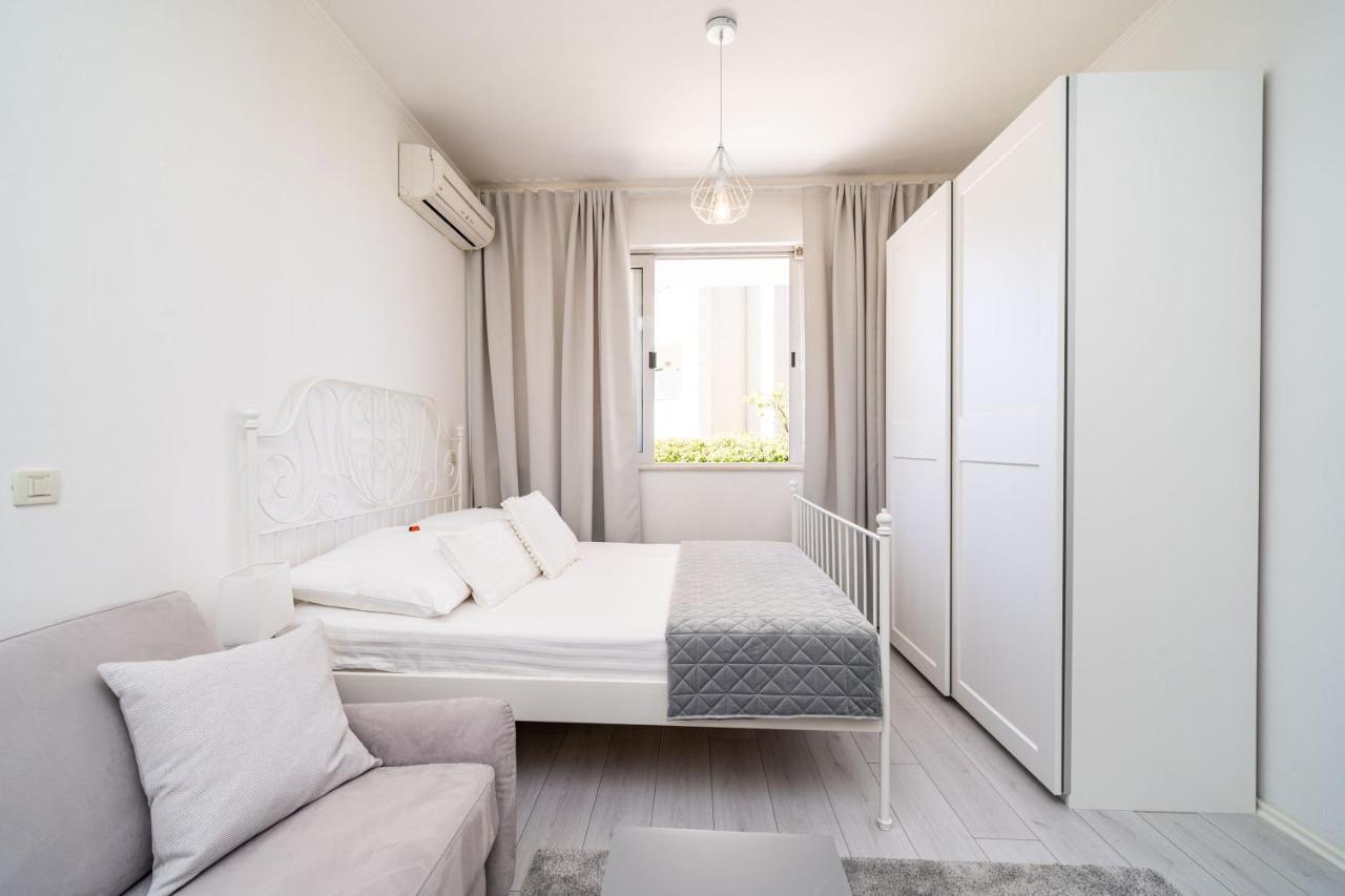 Apartment Larissa Dubrovnik Bagian luar foto