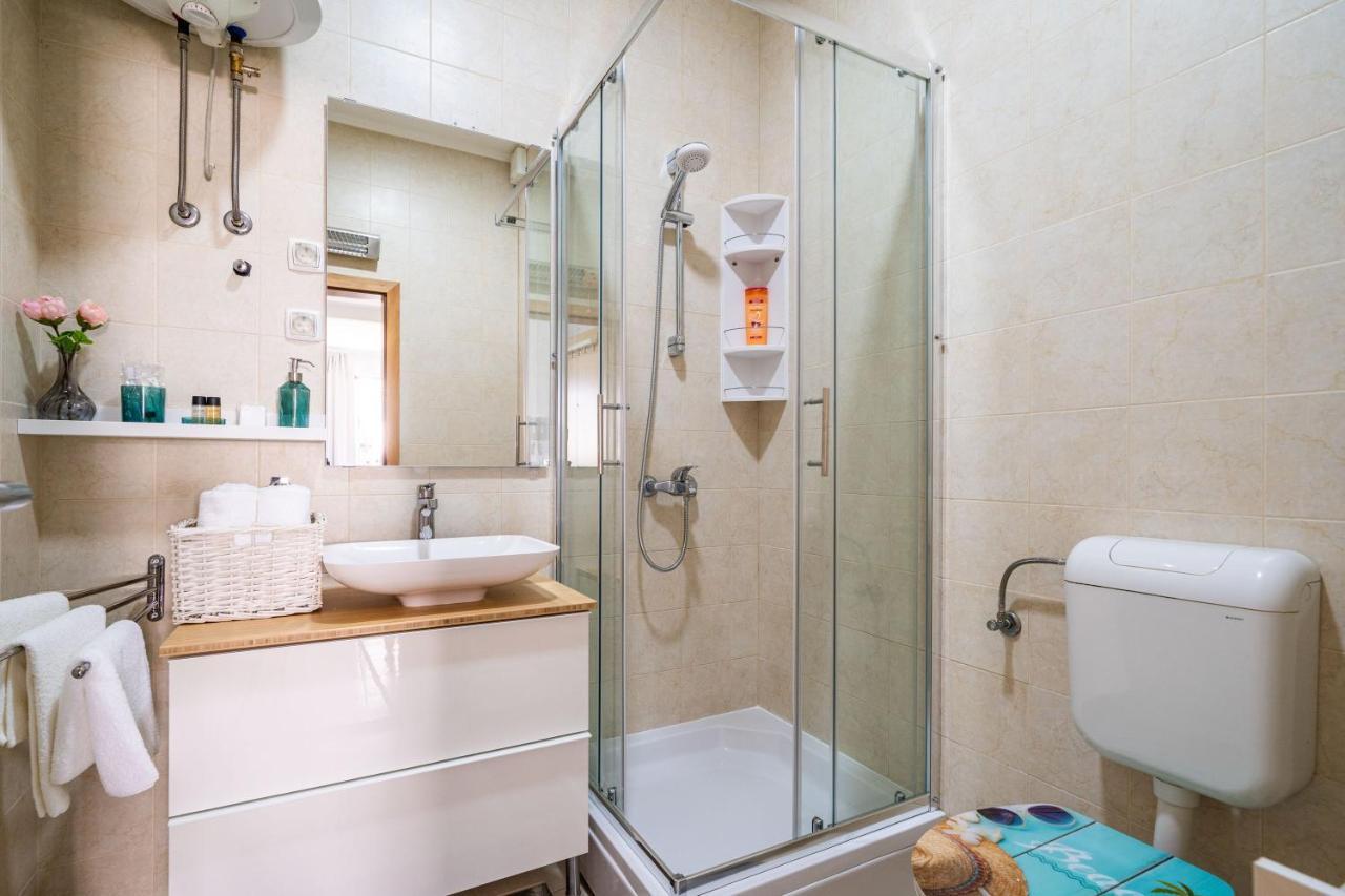 Apartment Larissa Dubrovnik Bagian luar foto
