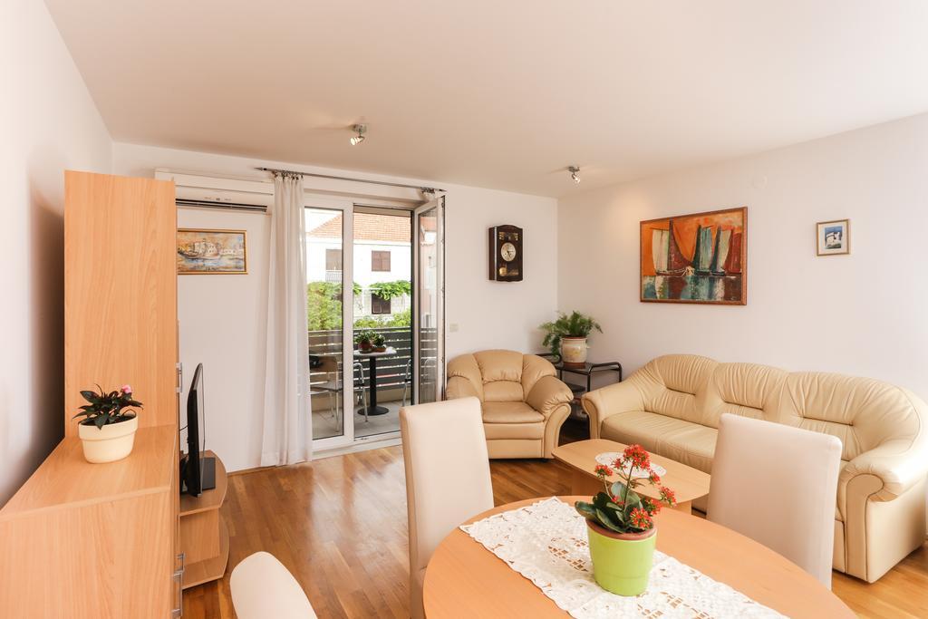 Apartment Larissa Dubrovnik Bagian luar foto