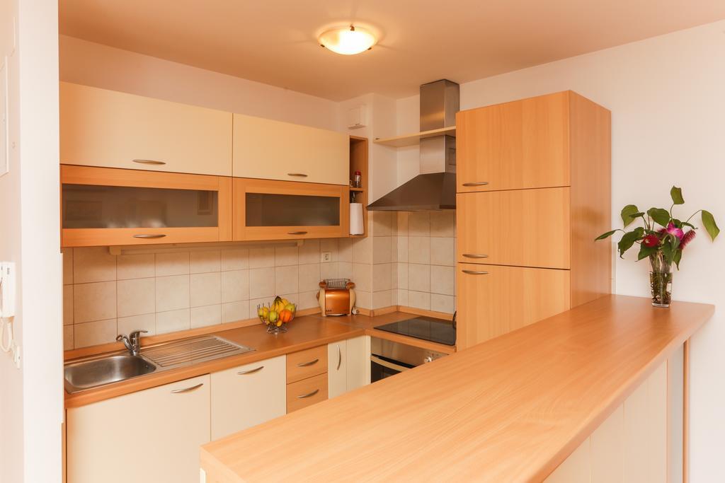 Apartment Larissa Dubrovnik Bagian luar foto
